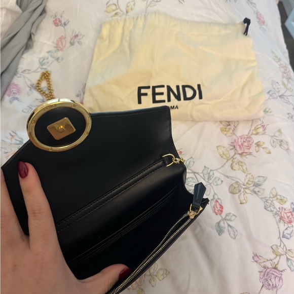Fendi Wallet on chain classic - Picture 5 of 9